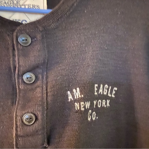 American Eagle long sleeve henley shirt for men - Picture 2 of 2